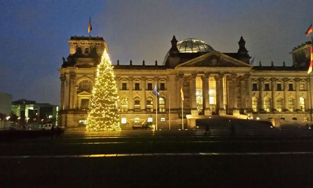 Weihnachtsbaum Deutscher Bundestag in Berlin - IKW GmbH